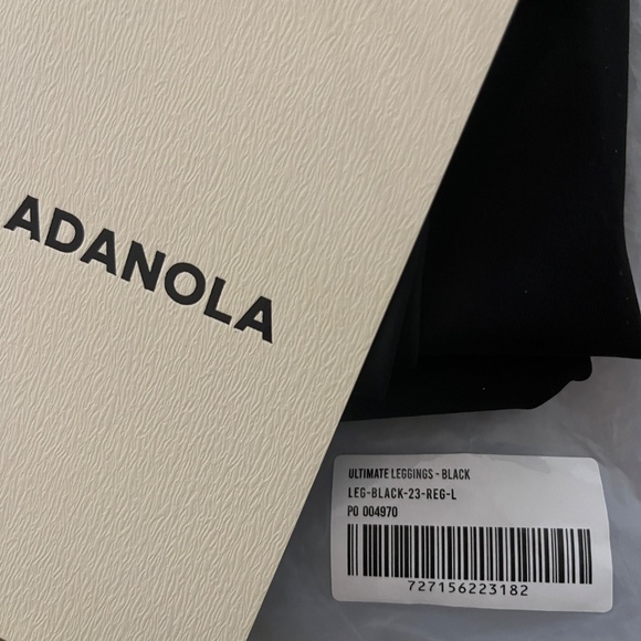 NWT Adanola Black Ultimate Leggings Size Large - Picture 2 of 5